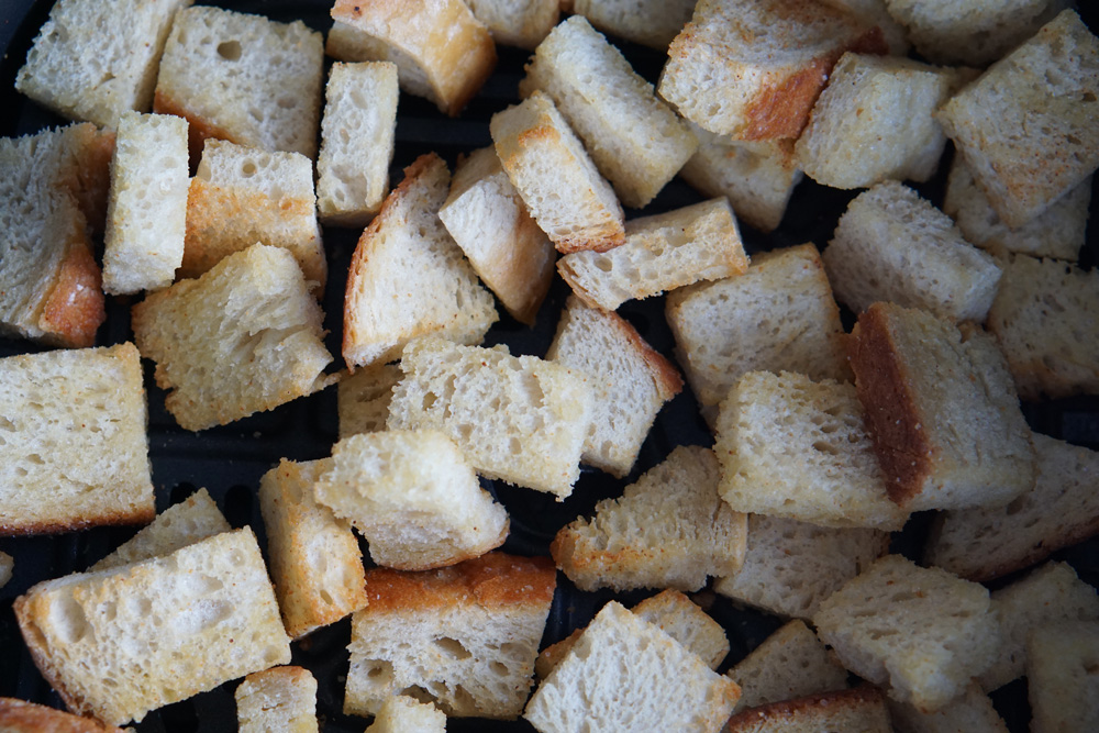air fryer croutons
