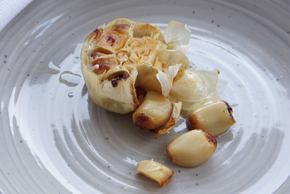 air fryer roasted garlic