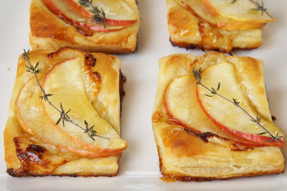 Apple and brie puff pastry bites