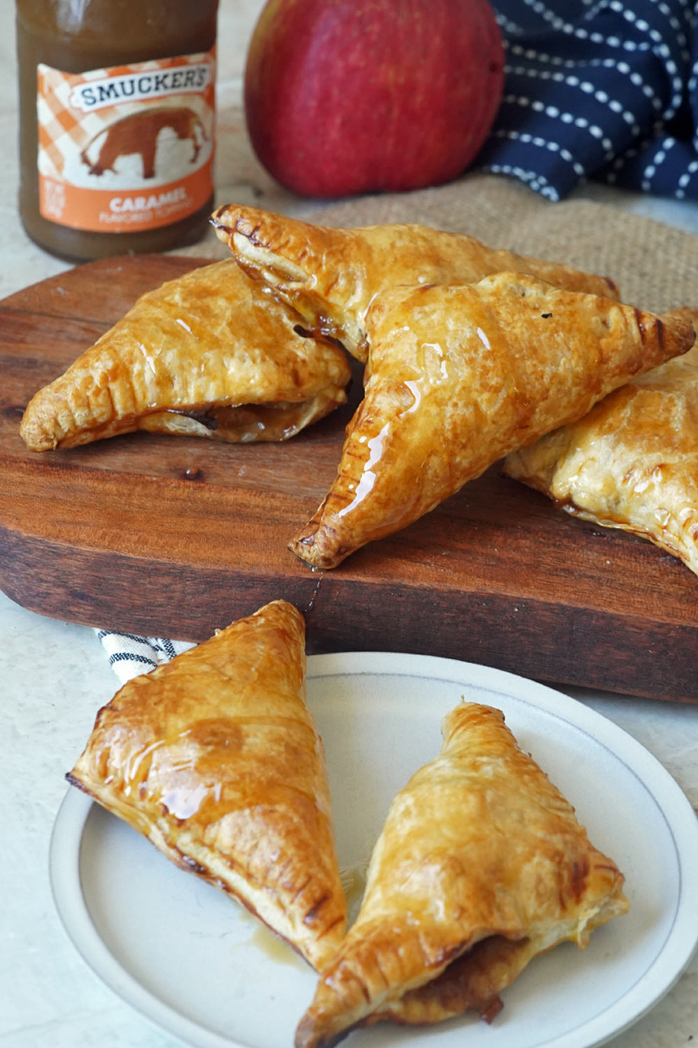 Puff pastry apple turnovers