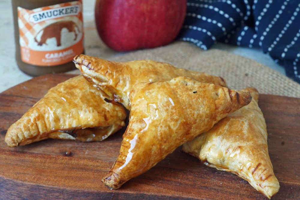 Puff pastry apple turnovers