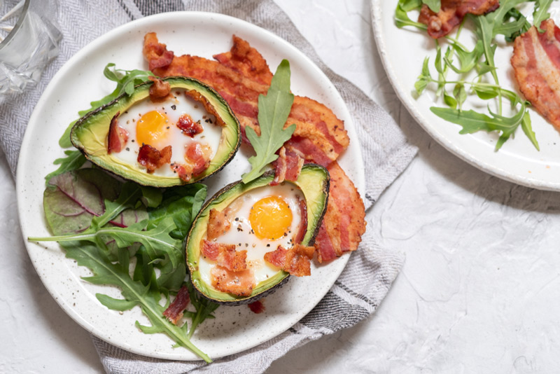 Baked avocado eggs