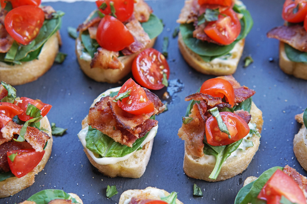BLT Crostini