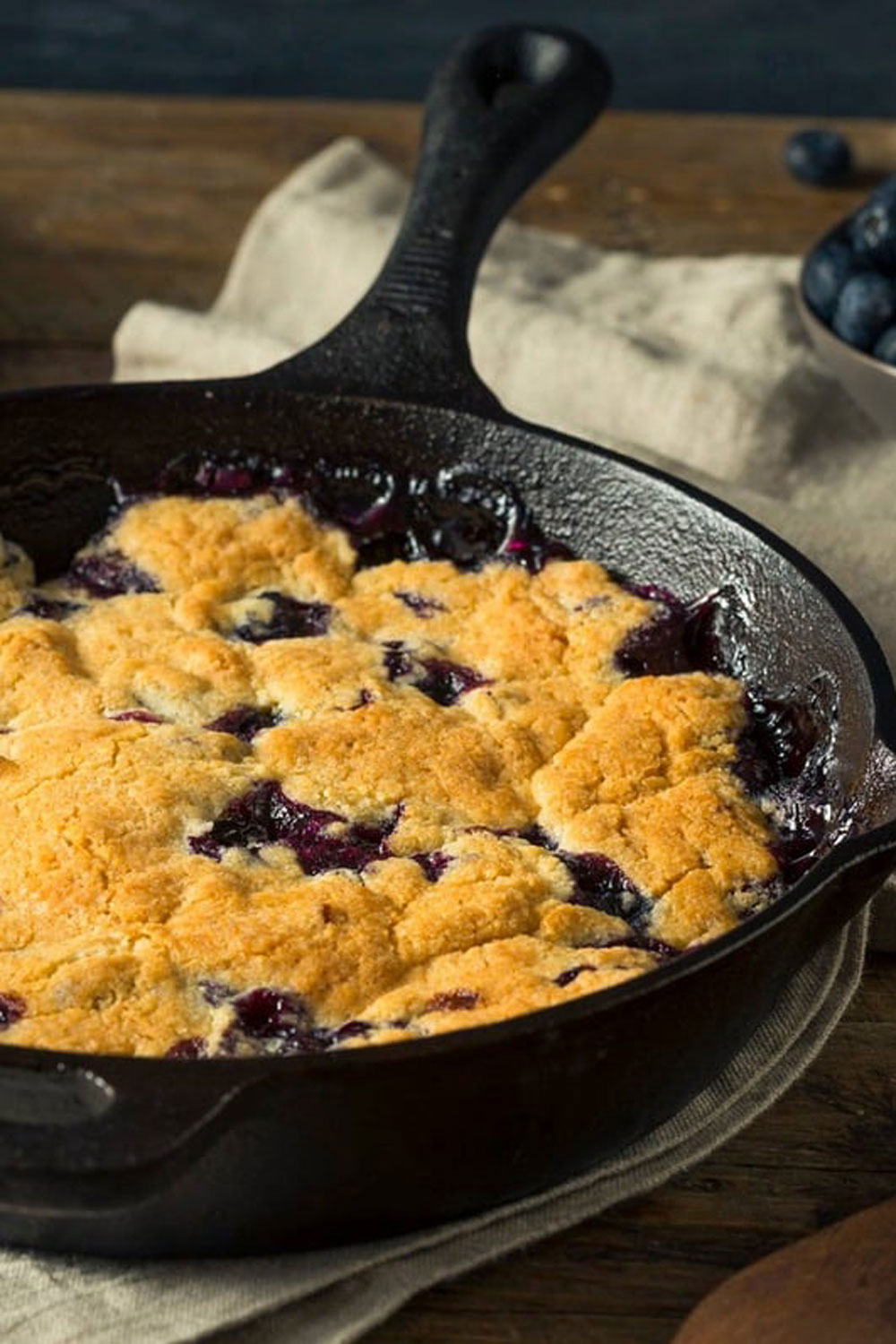 blueberry cobbler