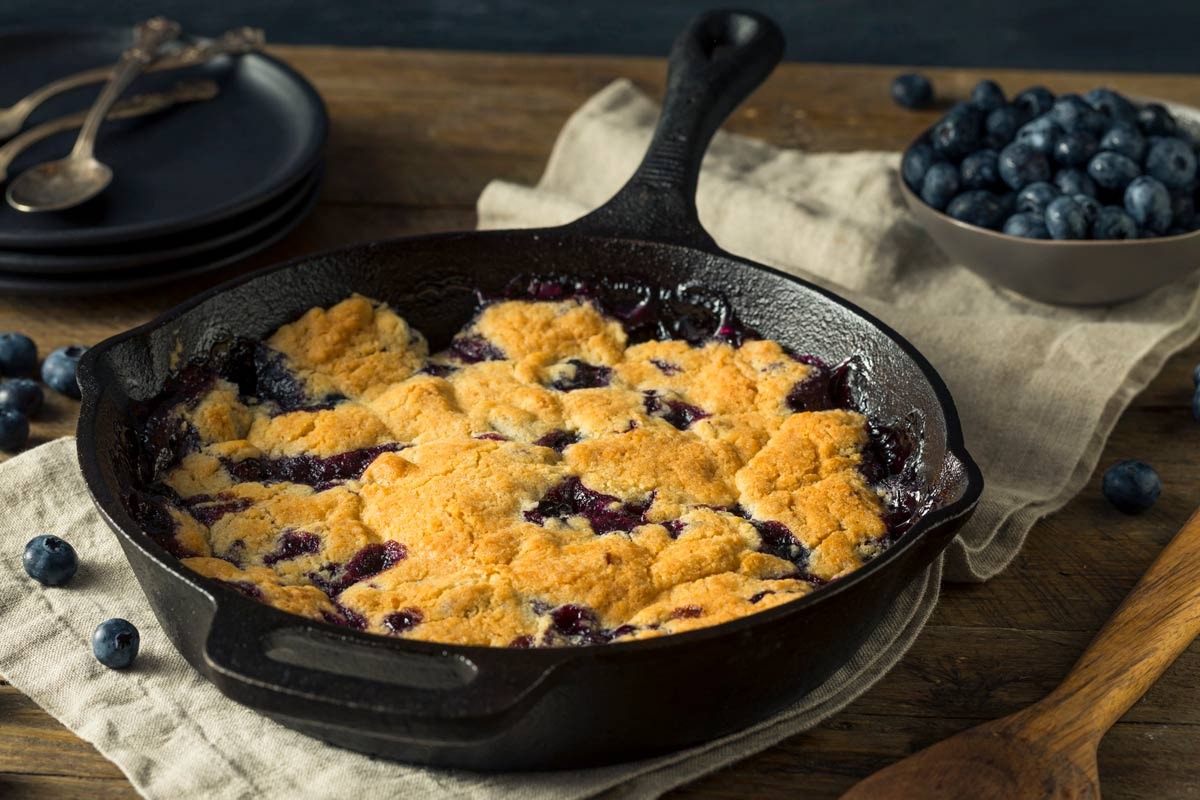 blueberry cobbler