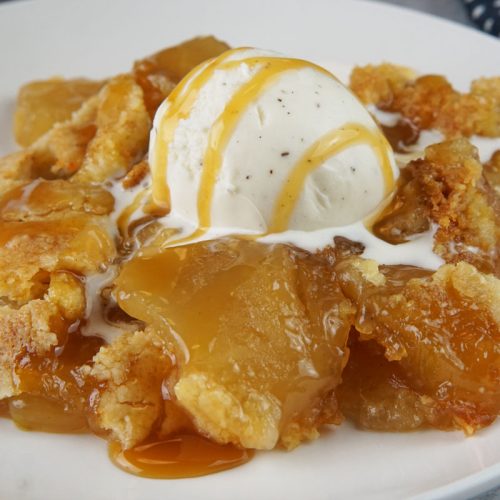 caramel apple dump cake