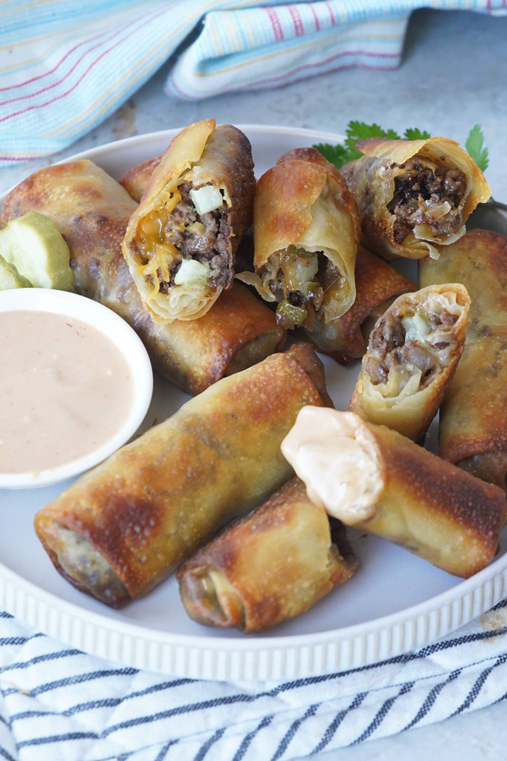 cheeseburger eggrolls