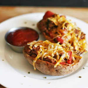 Cheeseburger stuffed potato