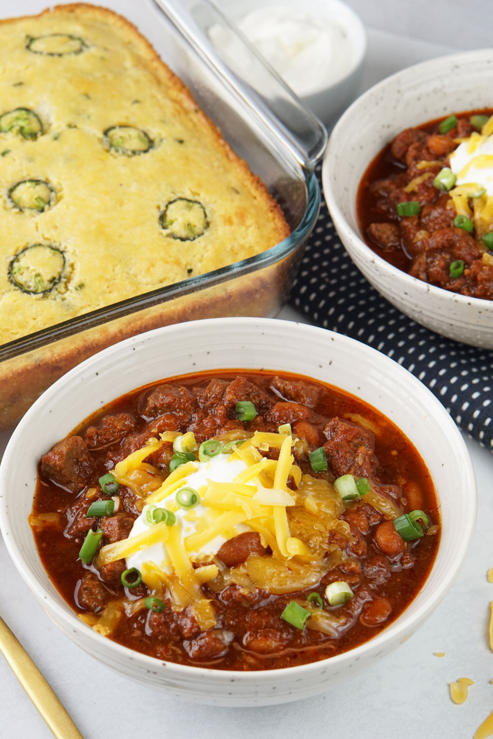 chili and cornbread