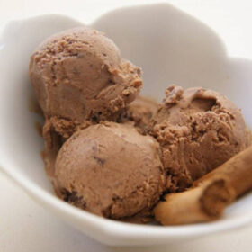 Chocolate cinnamon ice cream