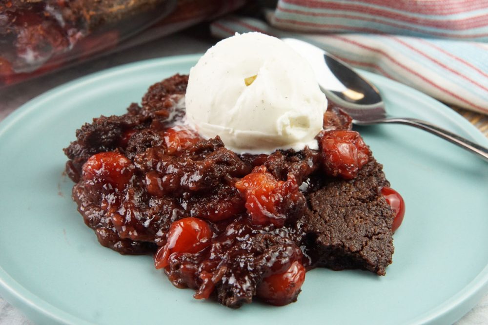 cherry chocolate dump cake
