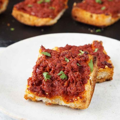 Chorizo toasts