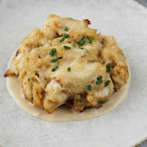 Crab cakes with remoulade sauce