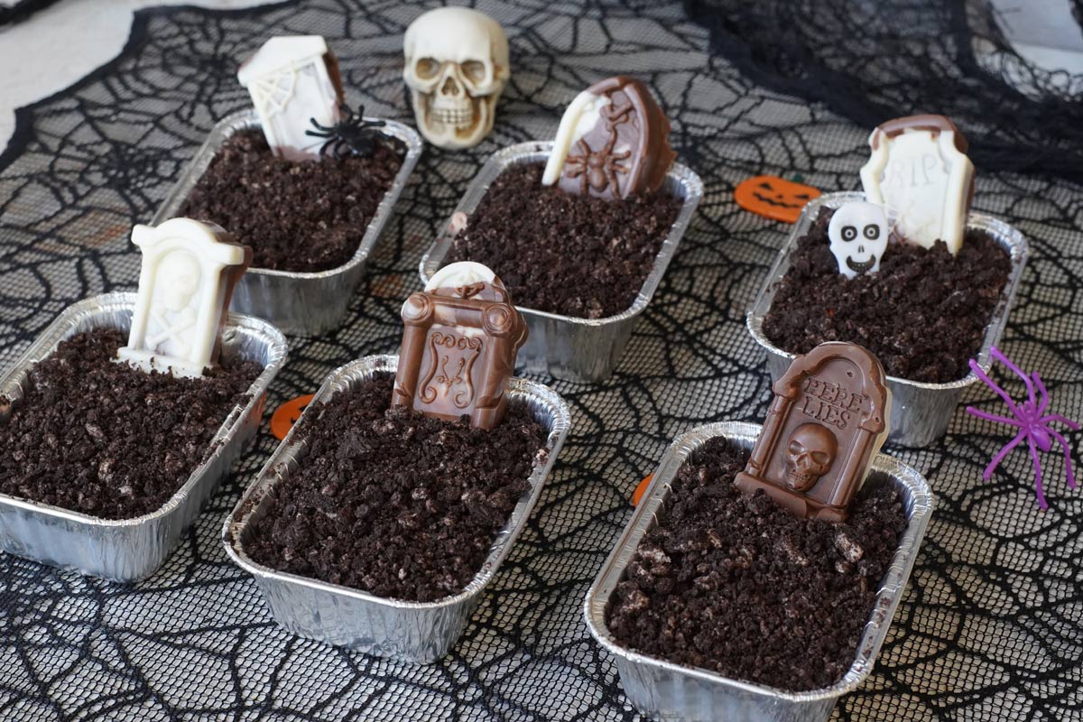 graveyard dirt cups