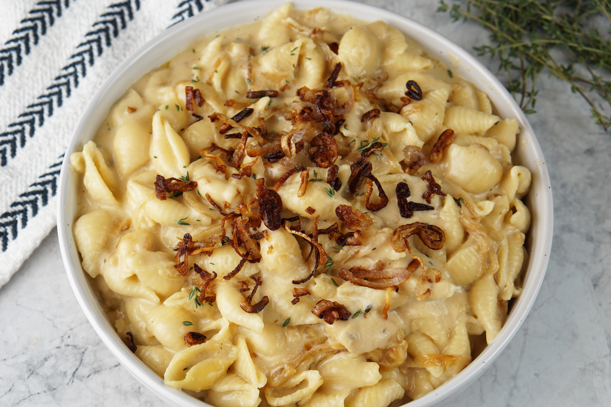 French onion mac & cheese