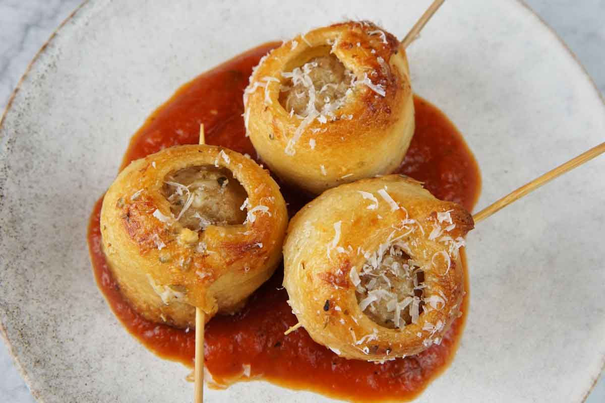 Garlic bread meatball bites