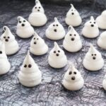 Meringue ghosts