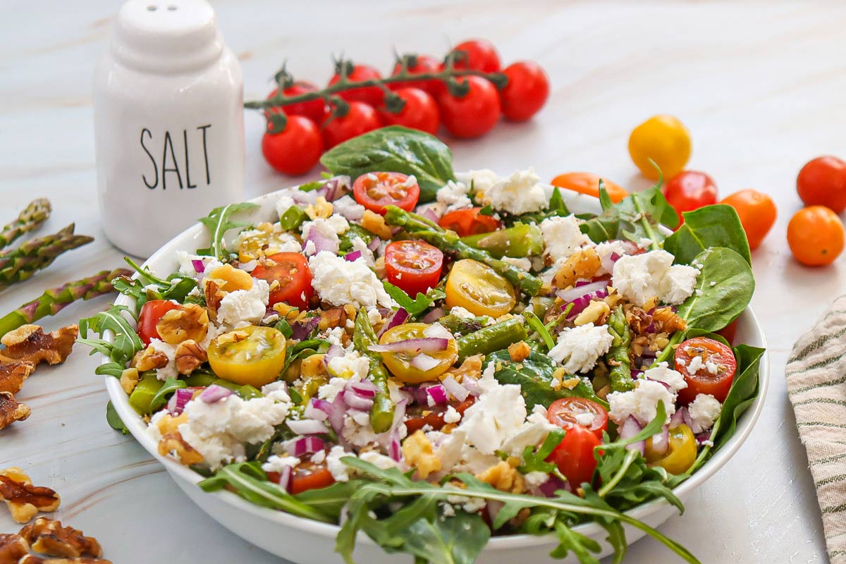 Goat cheese asparagus spring salad