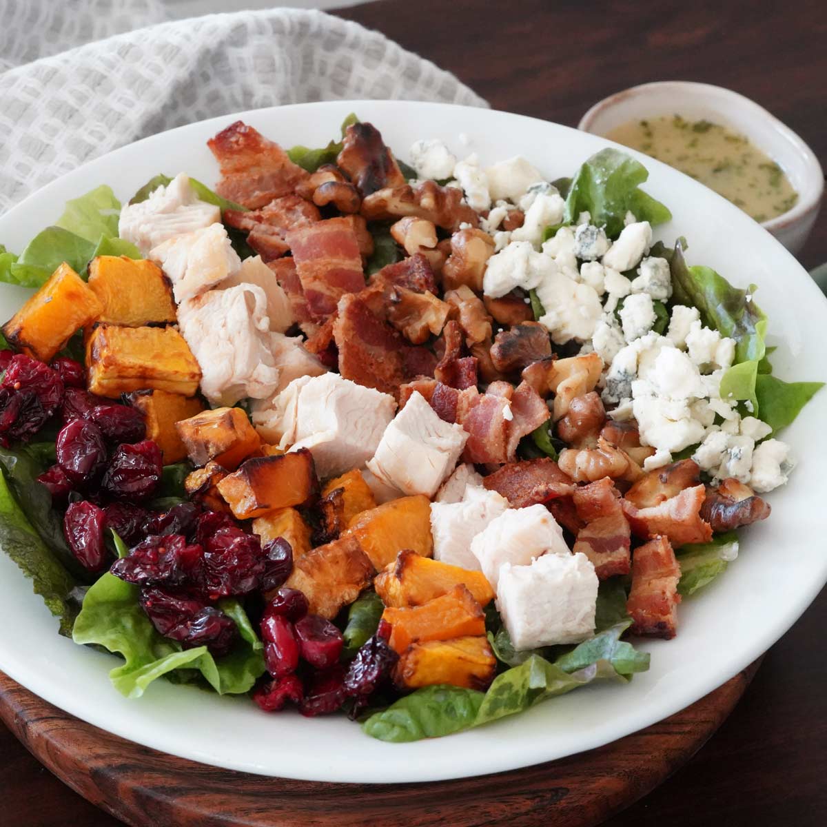 Harvest Salad {Fall Twist on a Classic Cobb Salad!} –