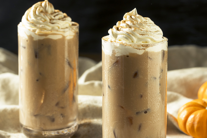iced pumpkin spice latte