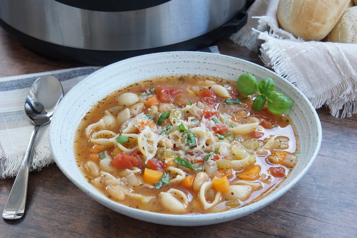 Minestrone soup