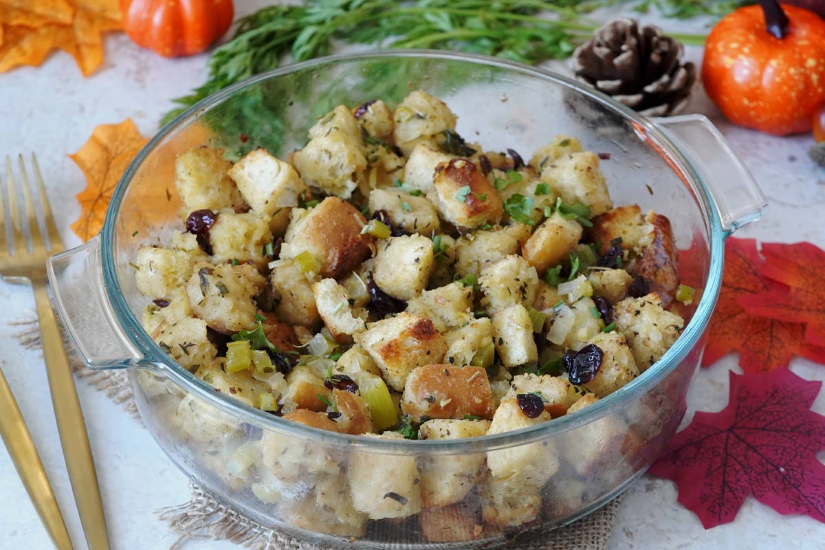 Classic Make-Ahead Stuffing