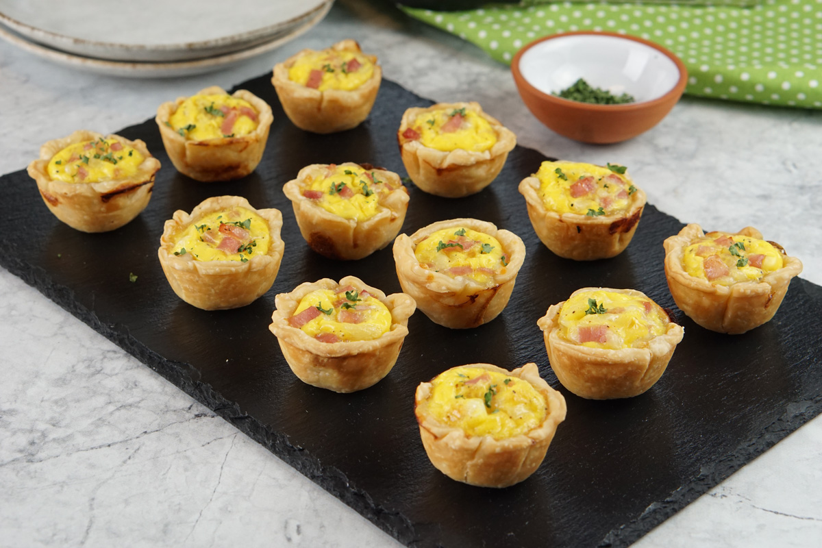 mini ham and cheese quiches