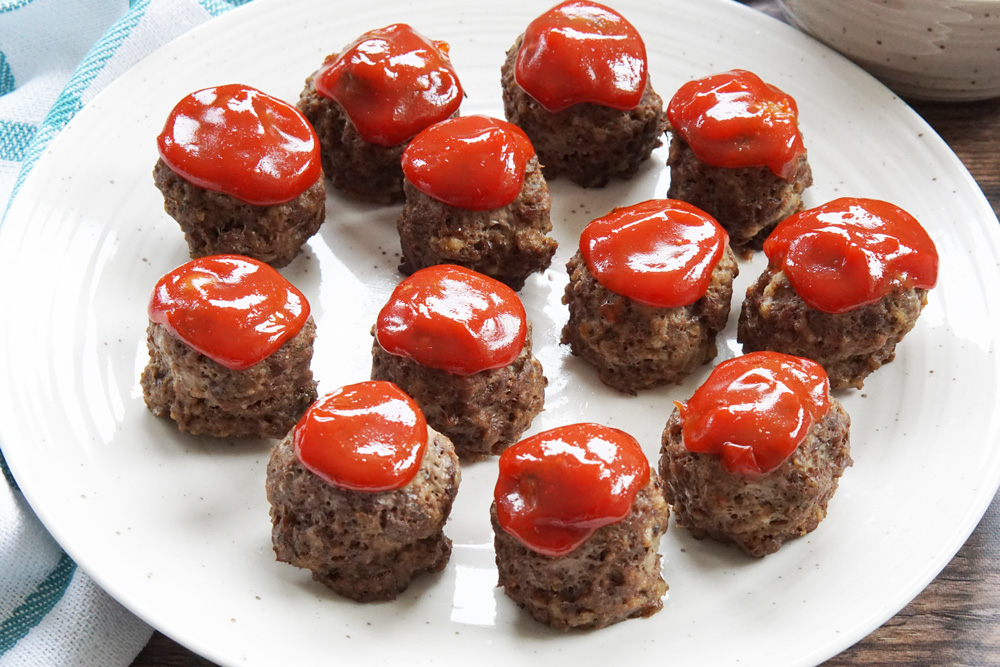mini meatloaves