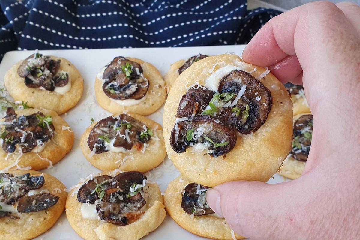Mushroom cheese bites