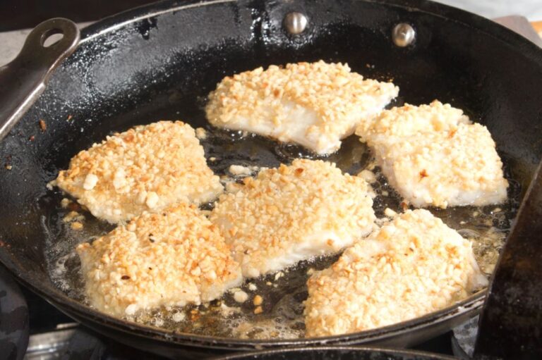 What Is the Best Oil for Frying Fish? A Food Lover's Kitchen