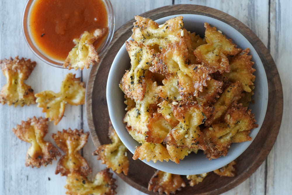 Air fryer pasta chips