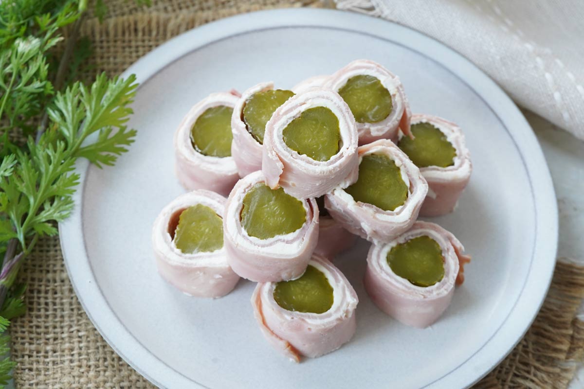 pickle ham rolls