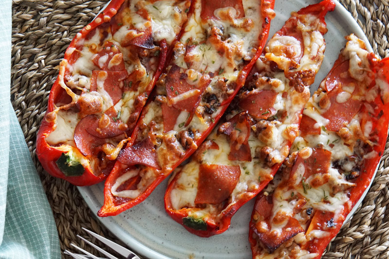 Pizza stuffed peppers