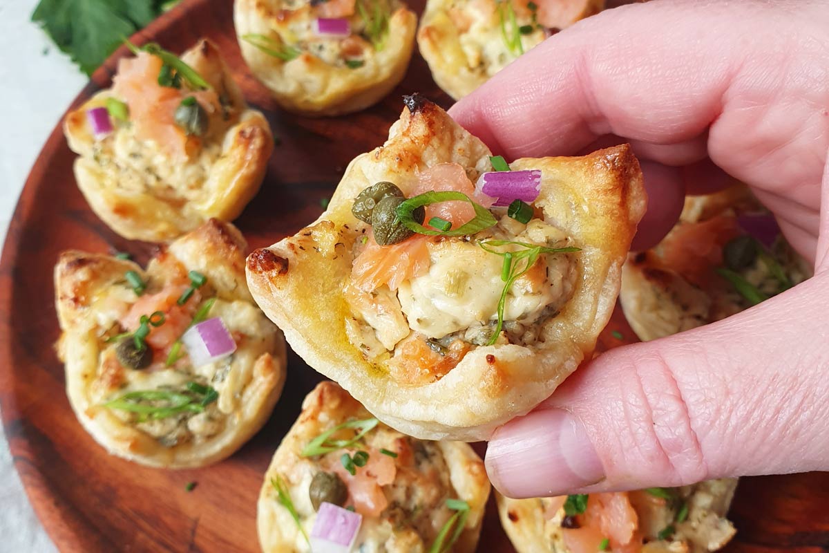 smoked salmon puff pastry bites