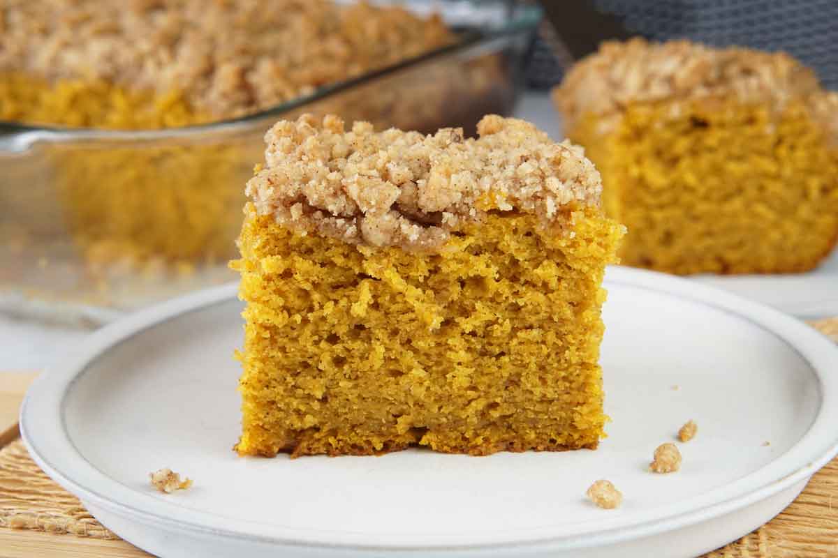 Pumpkin coffee cake