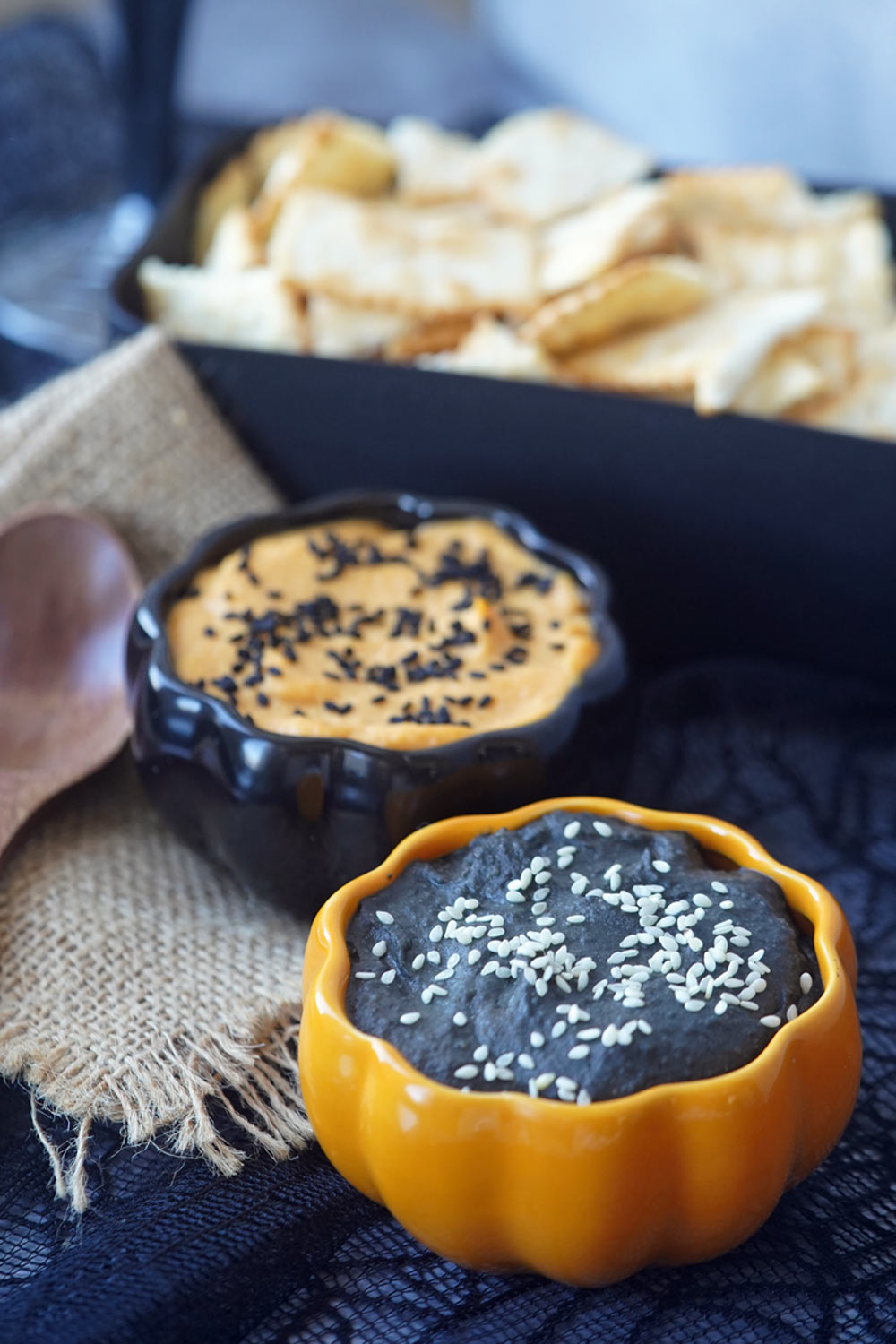 Halloween hummus - 2 ways