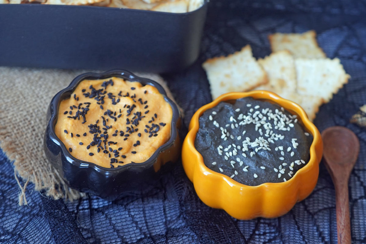 Halloween hummus - 2 ways