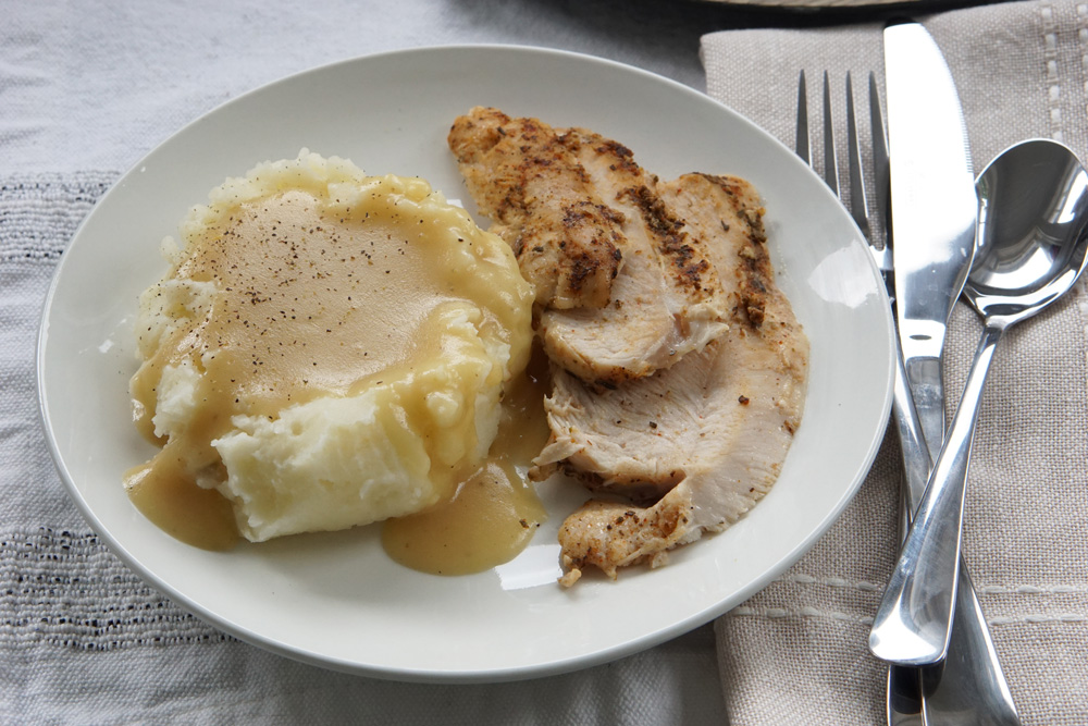 roast turkey breast with mashed potatoes and gravy
