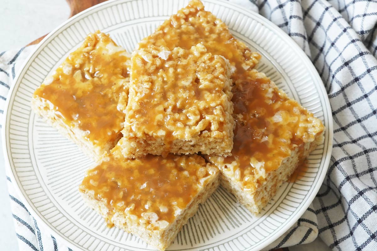 Salted caramel rice krispies treats