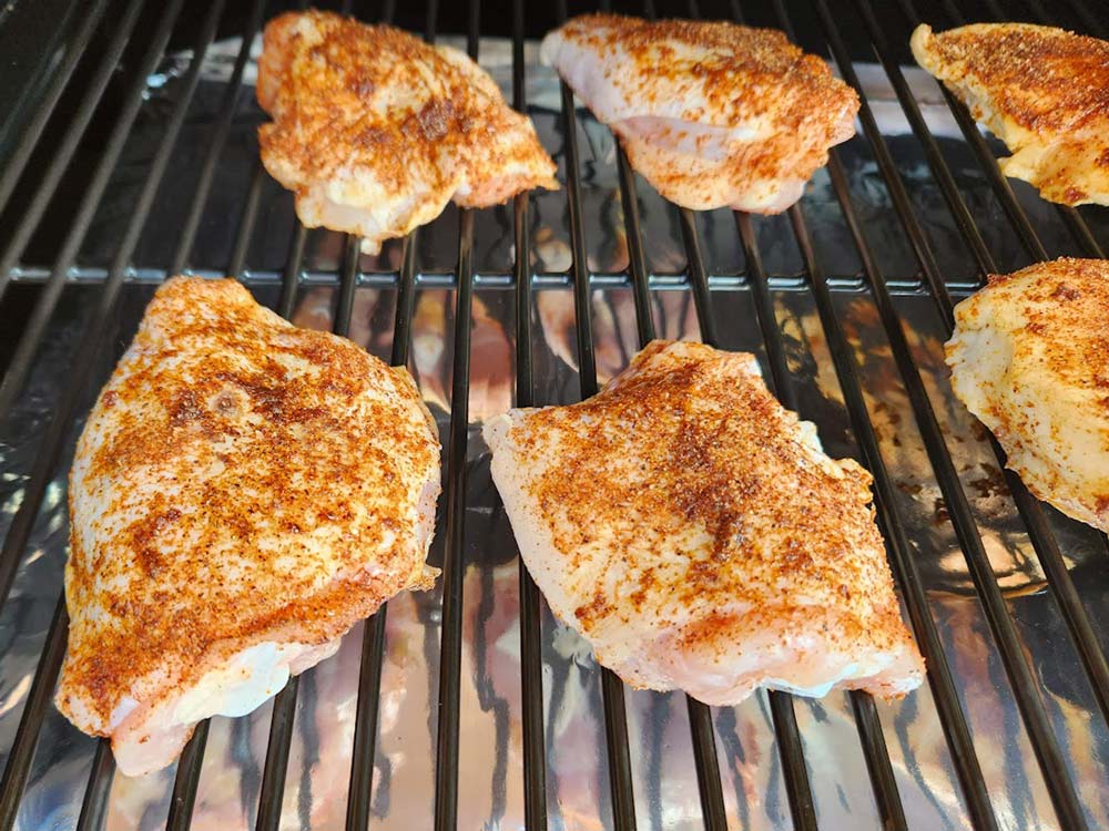 Smoked chicken thighs on the grill