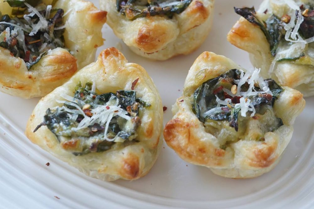 spinach artichoke tartlets
