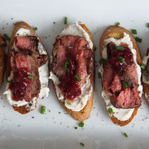 Steak crostini