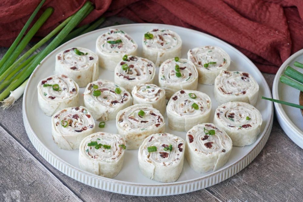 Bacon turkey cranberry roll ups